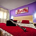 Condes De Castilla Hotell 3*