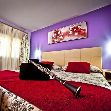 Condes De Castilla Hotel 3*