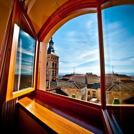 Hotel Condes De Castilla